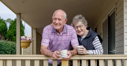 Retirement savers eye guaranteed lifetime income amid recession fears