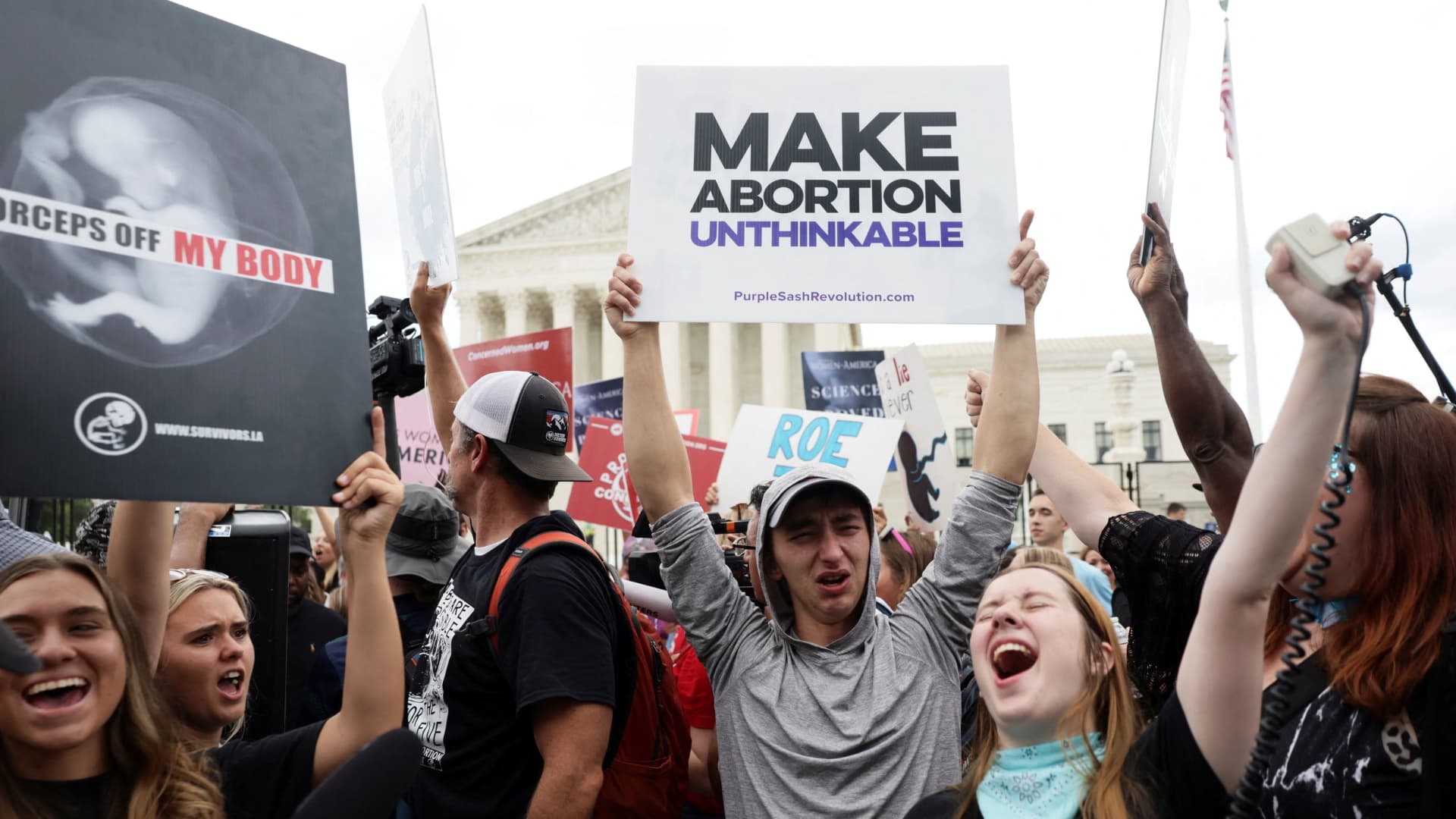 Anti-abortion group asks Supreme Court to keep mifepristone restrictions
