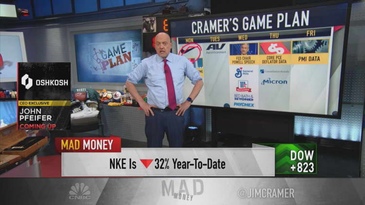 Cramer's week ahead: Next week will be a bellwether for earnings season