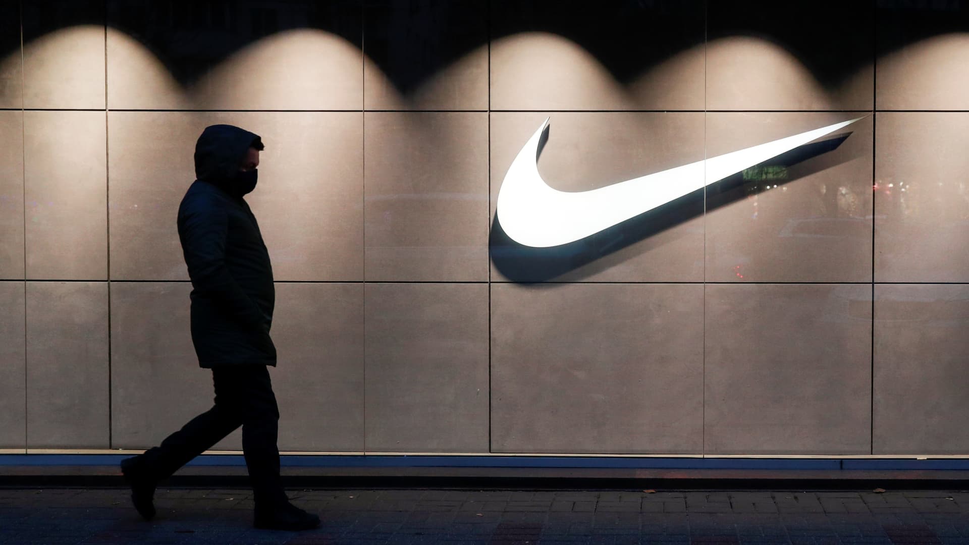 Wall analysts are more confident in Nike's strong earnings, improving inventory