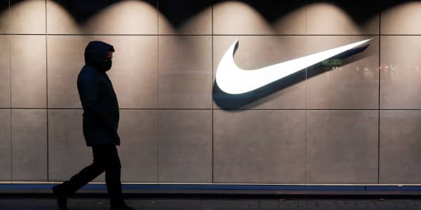 Wall Street expects struggling Nike is turning things around, sees 50% to 60% upside