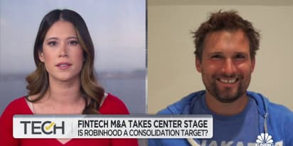There has to be a second act and expansion for Robinhood, says Slow Ventures' Lessin