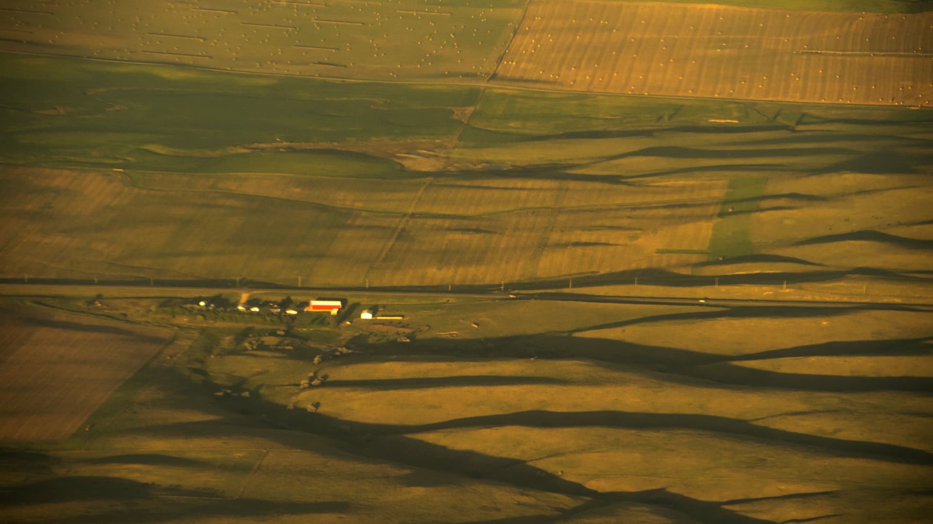 Chinese company's purchase of North Dakota farmland raises national security concerns in Washington