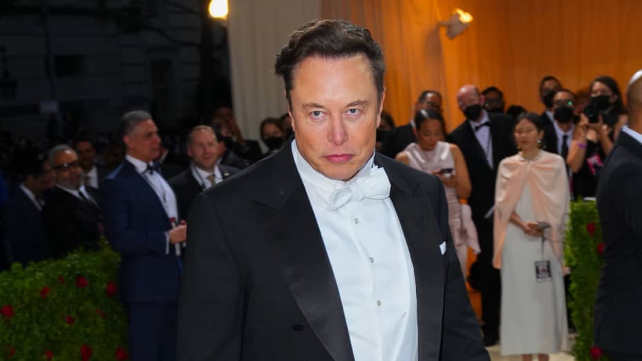 Elon Musk attends The 2022 Met Gala Celebrating 
