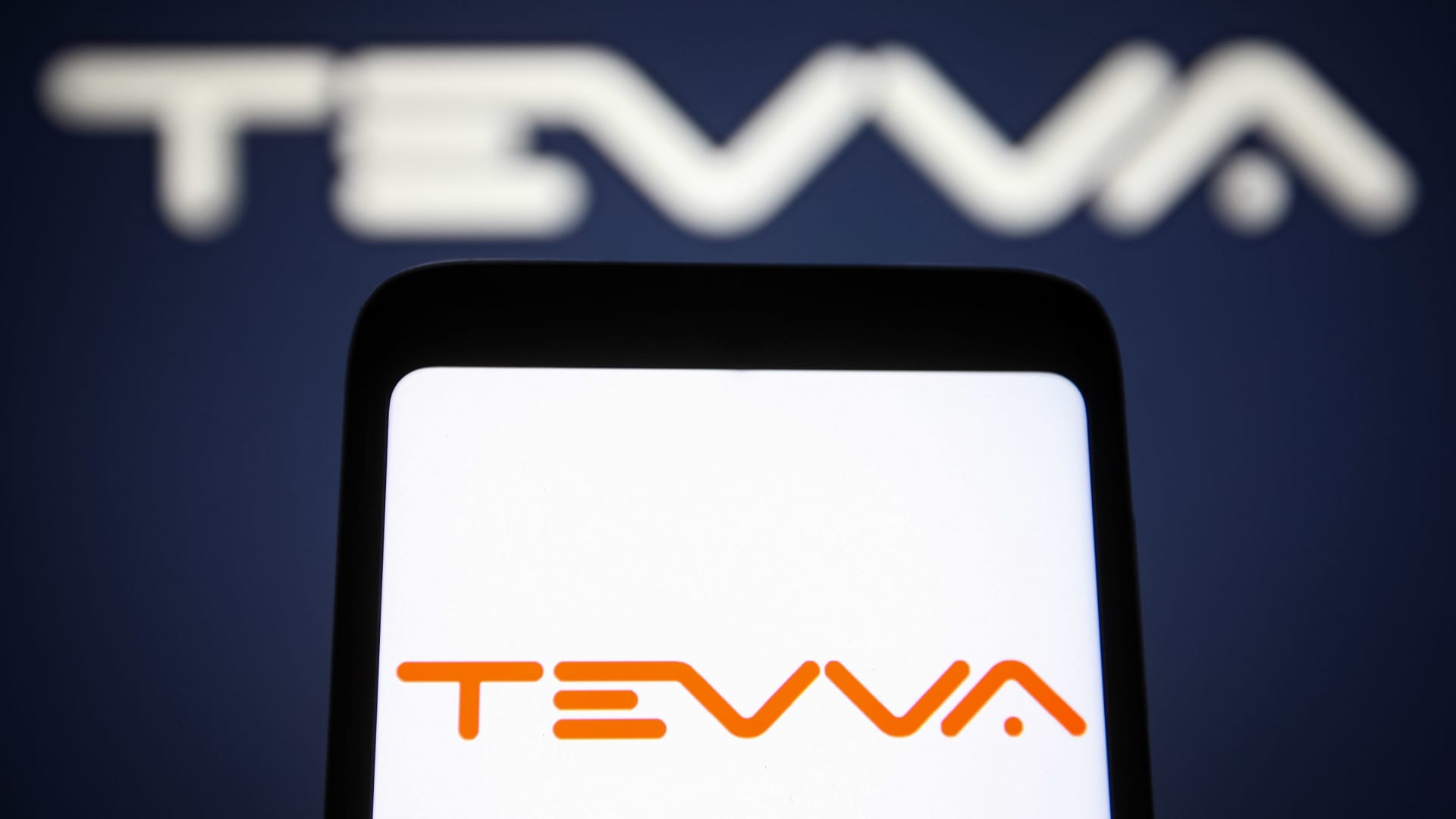 UK-based startup Tevva launches hydrogen-electric truck