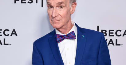 Google Bard asks Bill Nye if AI can help avoid end of world. Science Guy said...