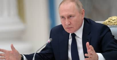 Russia faces 'economic oblivion' despite claims of short-term resilience