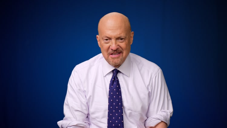 Why Jim Cramer warns against retiring in your 30s or 40s
