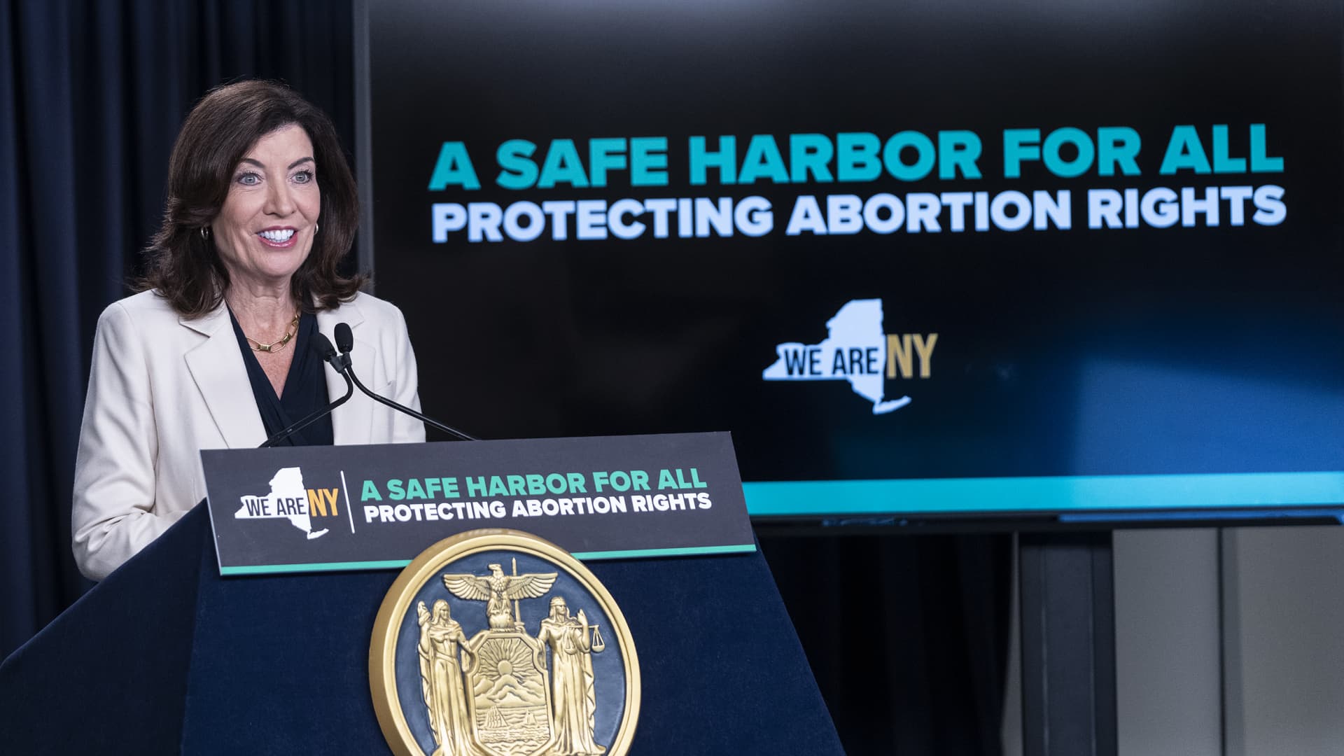 NY Gov. Hochul signs bill to protect abortion providers sending pills into states with bans