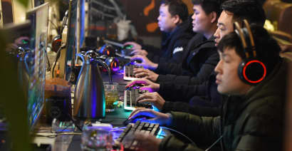 China remains the world's largest e-sports market despite gaming crackdown