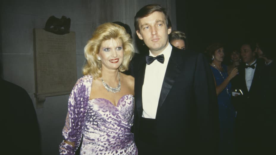 American real estate magnate Donald Trump with his first wife, Ivana (nee Zelnickova) at the Costume Institute Gala, held at the Metropolitan Museum of Art, New York City, 9th December 1985.