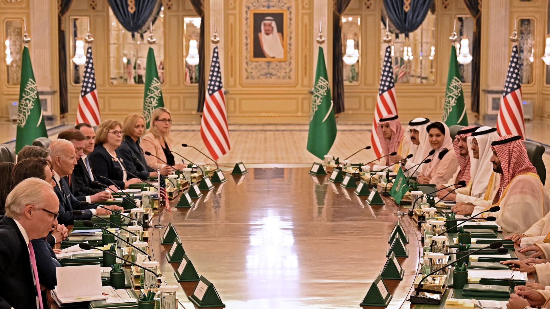 Saudi Arabias Crown Prince Mohammed bin Salman (R) takes part in a working session with the US President Joe Biden (3-L) at the Al Salam Royal Palace in the Saudi coastal city of Jeddah, on July 15, 2022.