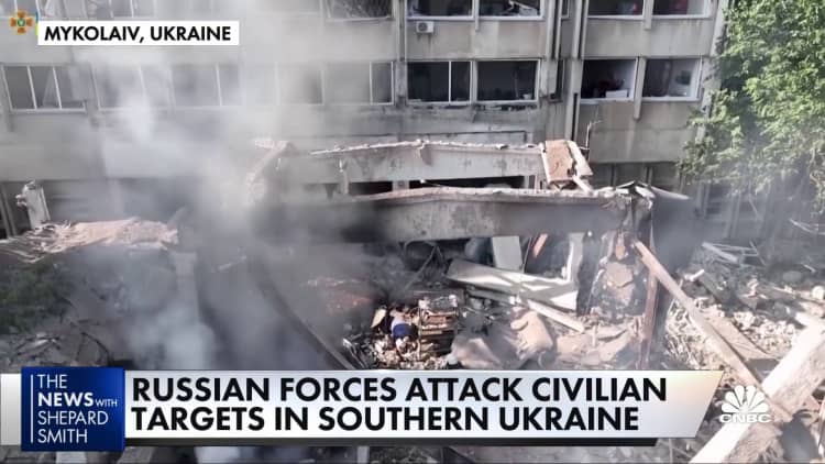 Putin's forces continue to hammer civilian targets in Ukraine