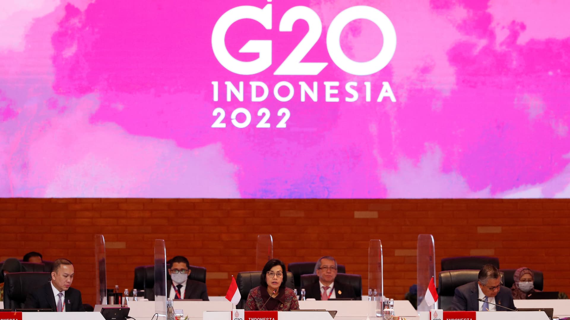 G-20 meeting ends without full consensus; food security and inflation top agenda at Bali meeting