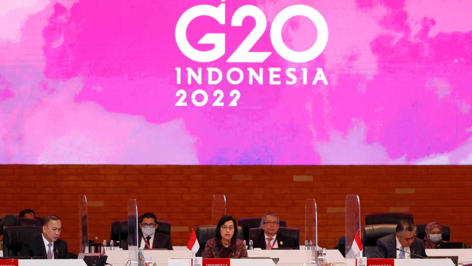 G-20 회의는 완전한