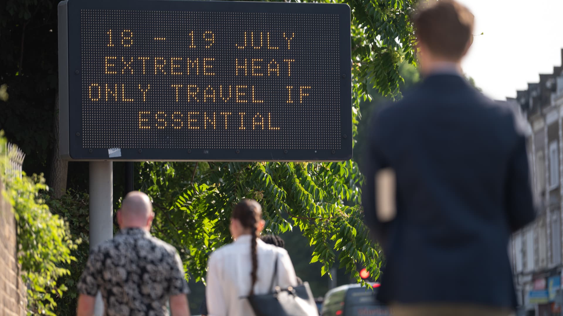 UK logs hottest day on record with temperatures hitting 102.4 Fahrenheit