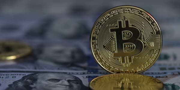 Bitcoin falls ahead of debt ceiling vote, caps its first losing month of the year
