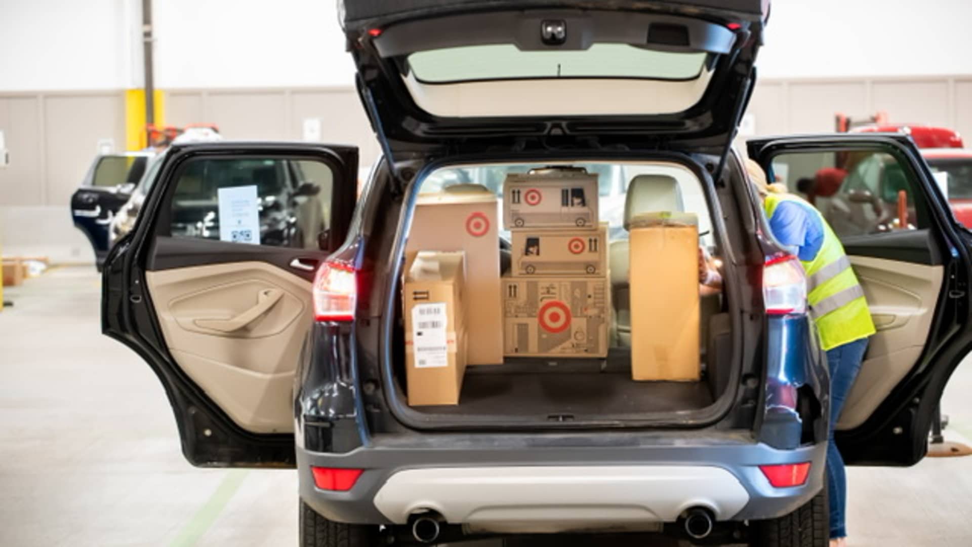 Target chases bigger e-commerce profits with new delivery hubs, fleet of drivers