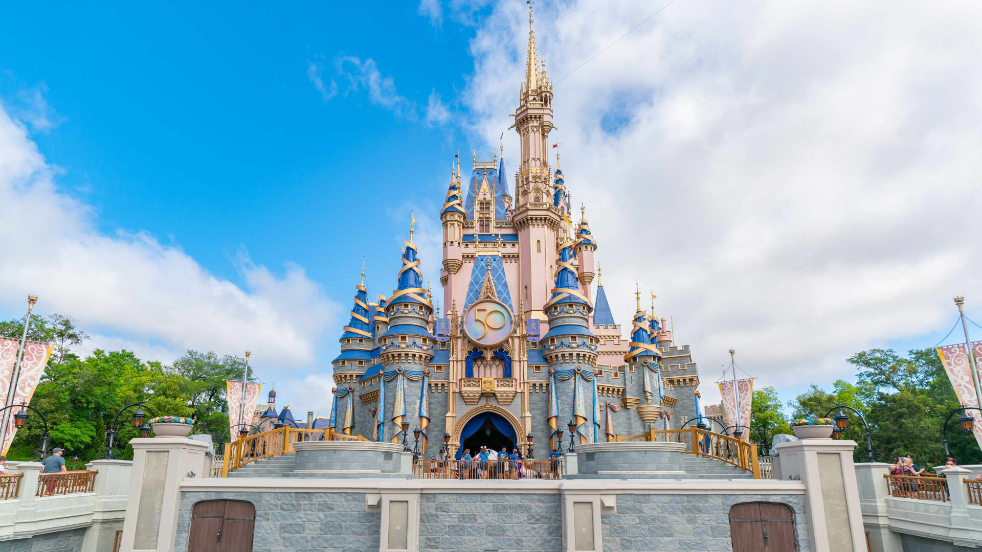 16 of the Best Shows at Disney World The Family Vacation Guide