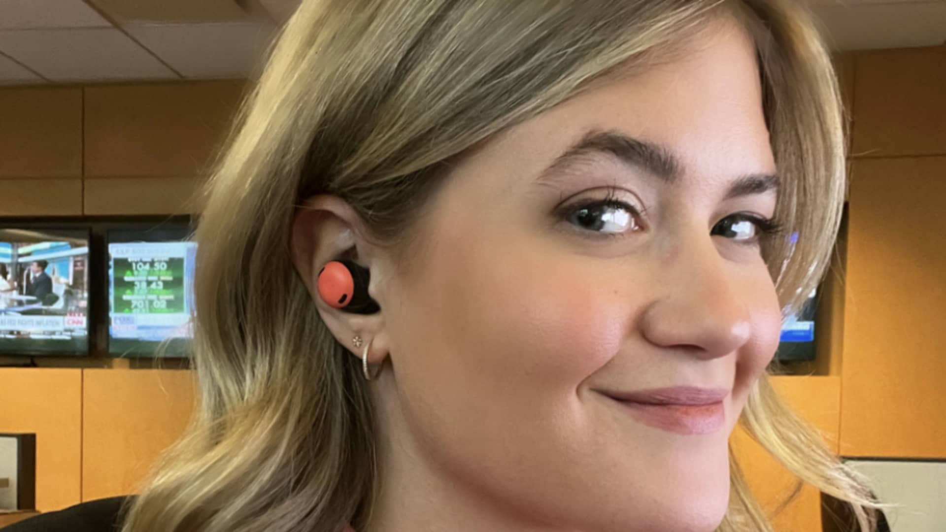 Google Pixel Buds Pro review: They don't measure up to AirPods Pro