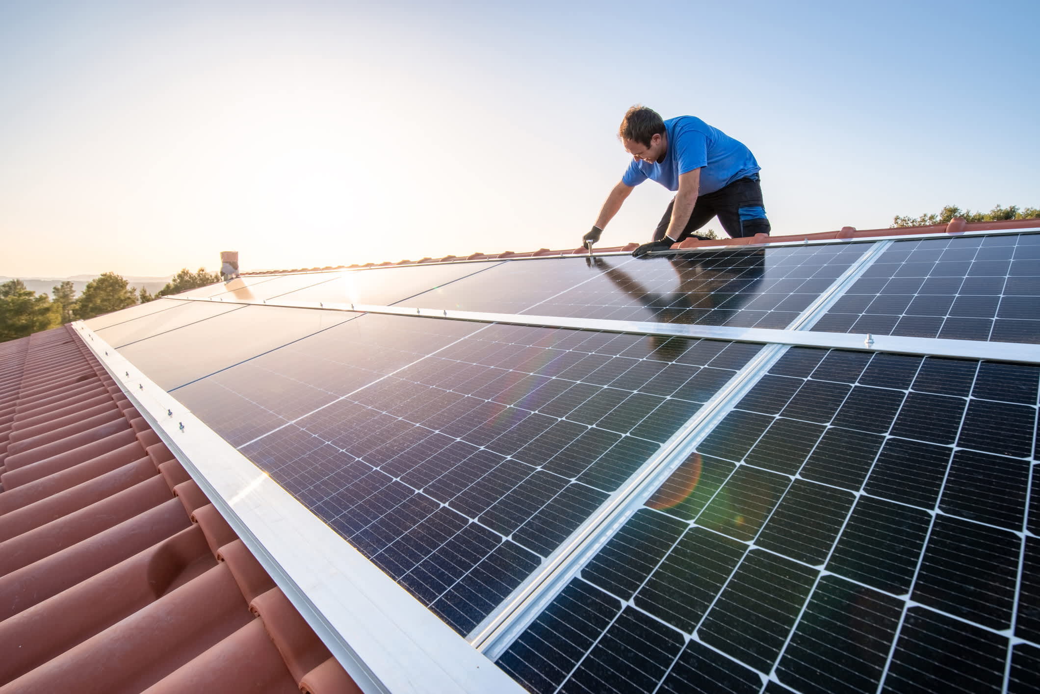Homeowner basics of financing solar power for residential real estate