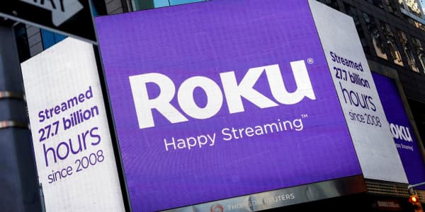 Roku's 'lack of profitability' justifies a discount to its peers, KeyBanc says in downgrade