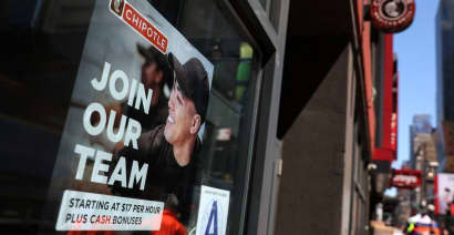 Weekly jobless claims rise to 260,000 ahead of nonfarm payrolls report