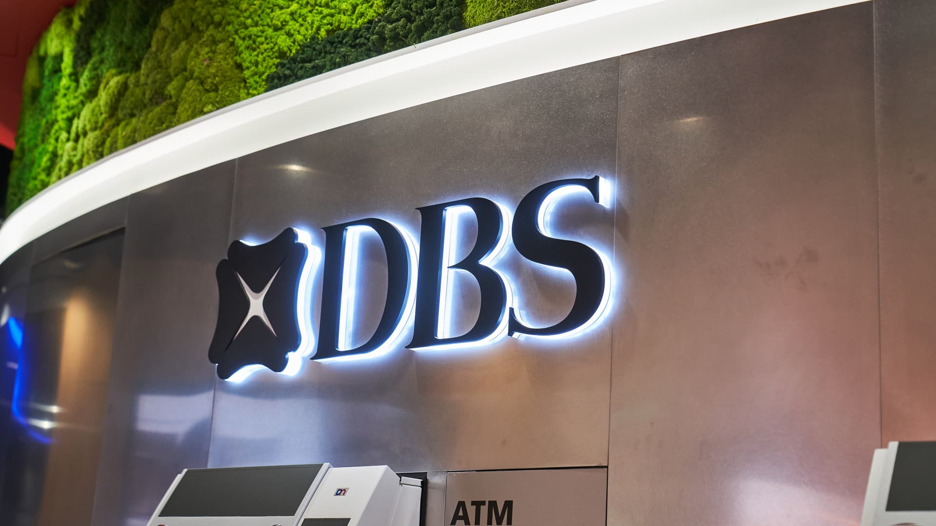 Singapore’s largest financial institution DBS studies Q2 earnings