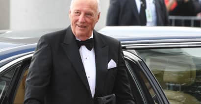 Norway's King Harald hospitalized with fever 