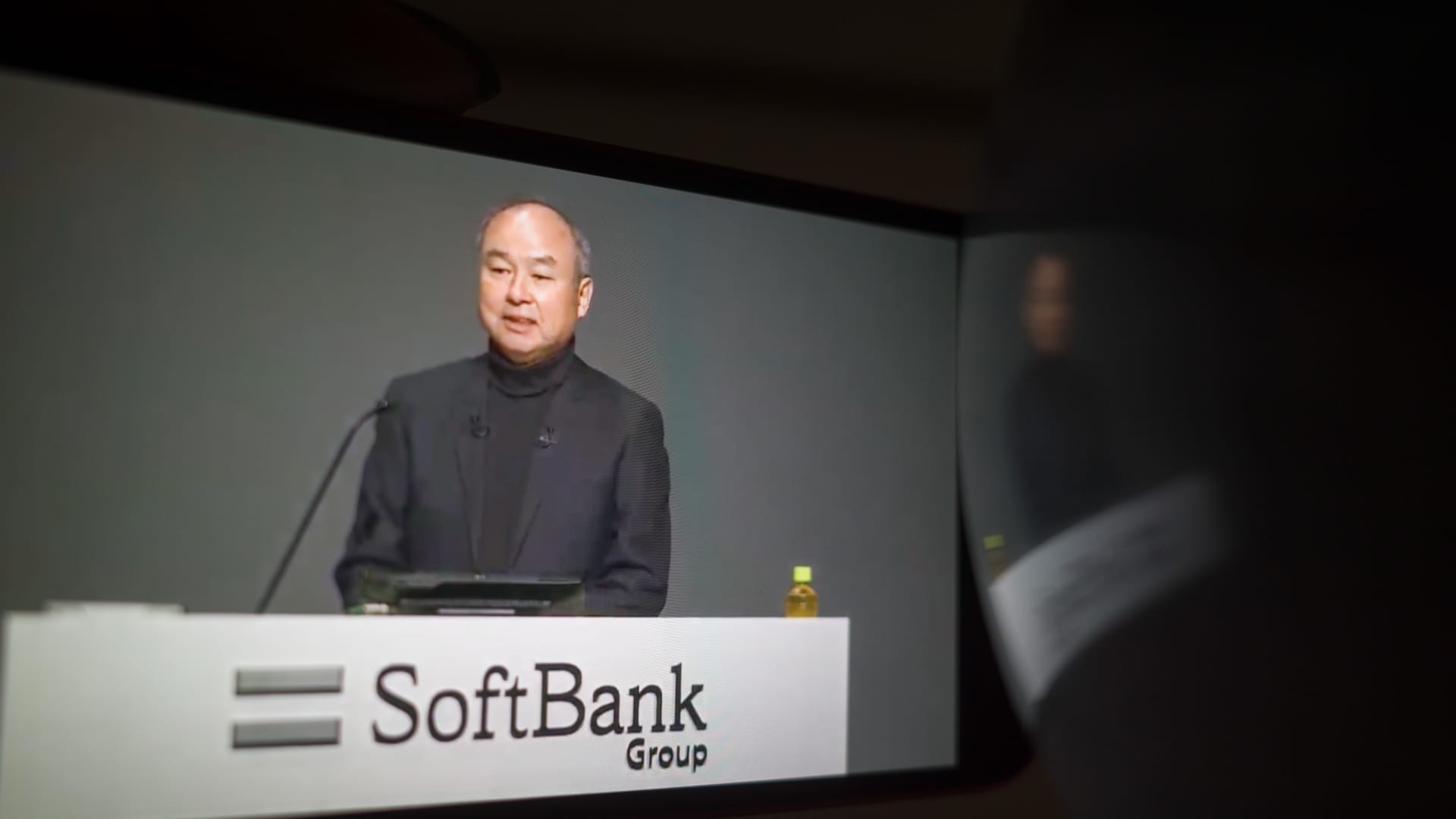 SoftBank Vision Fund posts a quarterly loss of .6 billion
