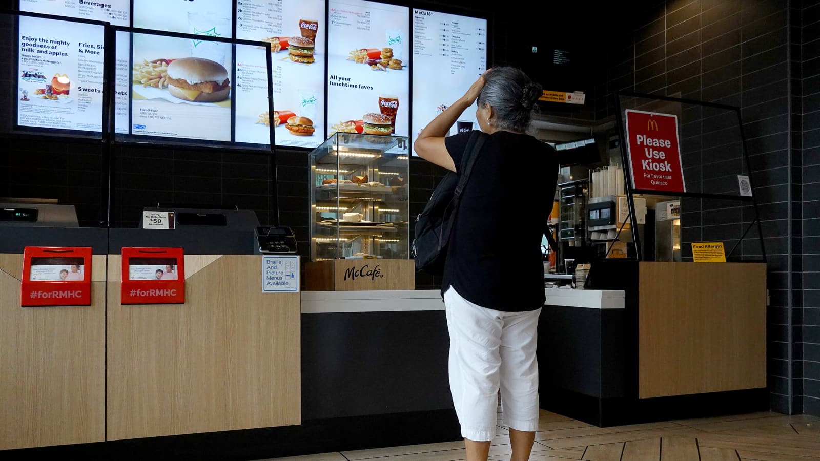 Higher prices, skimpier portions, apps — fast-food deals are changing