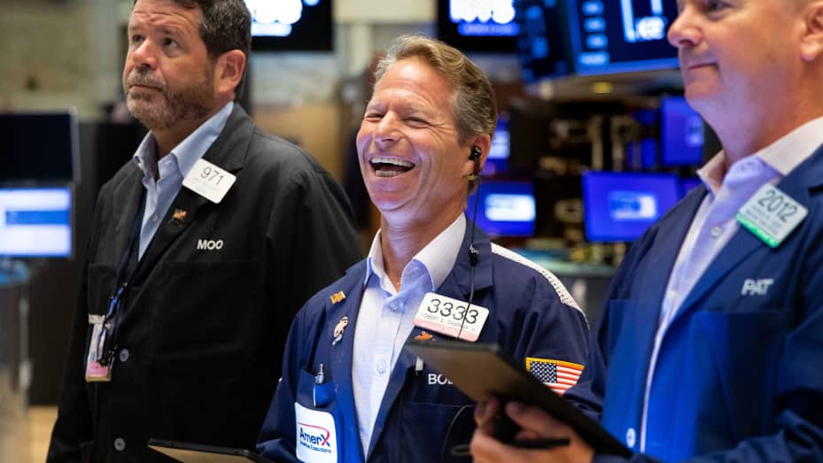 Traders on the floor of the NYSE, Aug. 8, 2022.