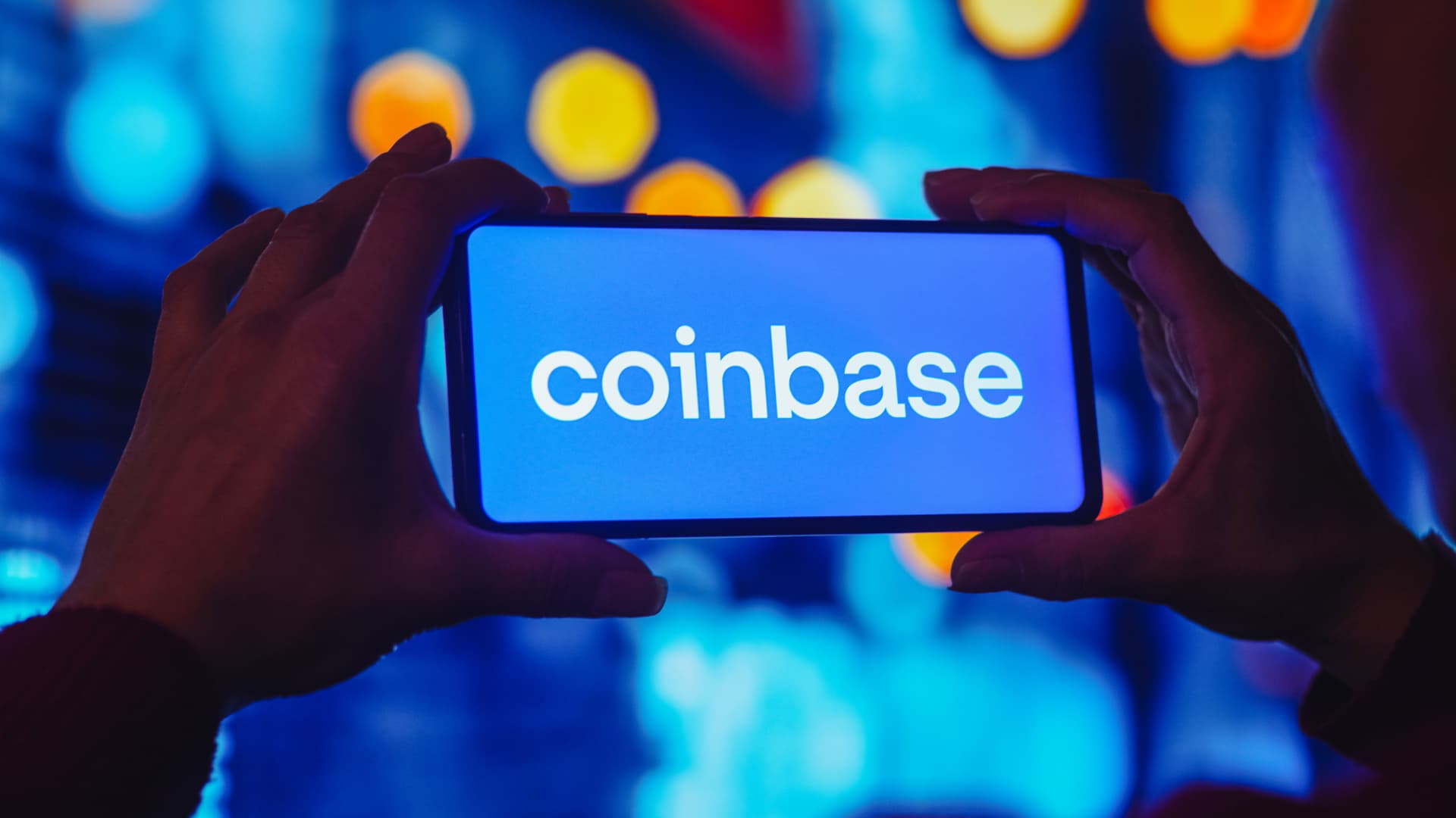 Stocks making the biggest moves after hours: Coinbase, Sweetgreen, Roblox and mo..