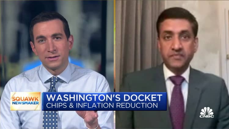 Bringing manufacturing back to the U.S. will lower inflation, says Rep. Ro Khanna