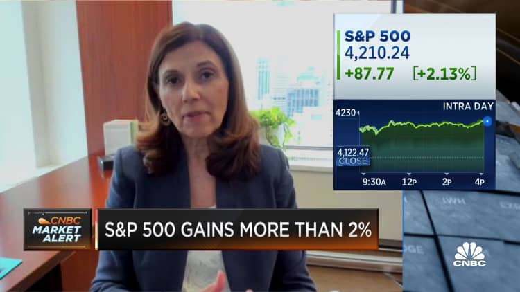 Fed slowdown will happen when it hits 4 percent, says Charles Schwab's Kathy Jones
