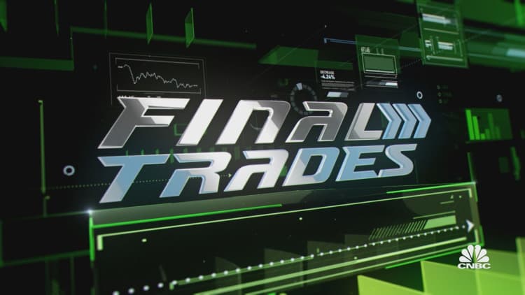 Final Trades: Goldman Sachs, Paramount, CrowdStrike & more