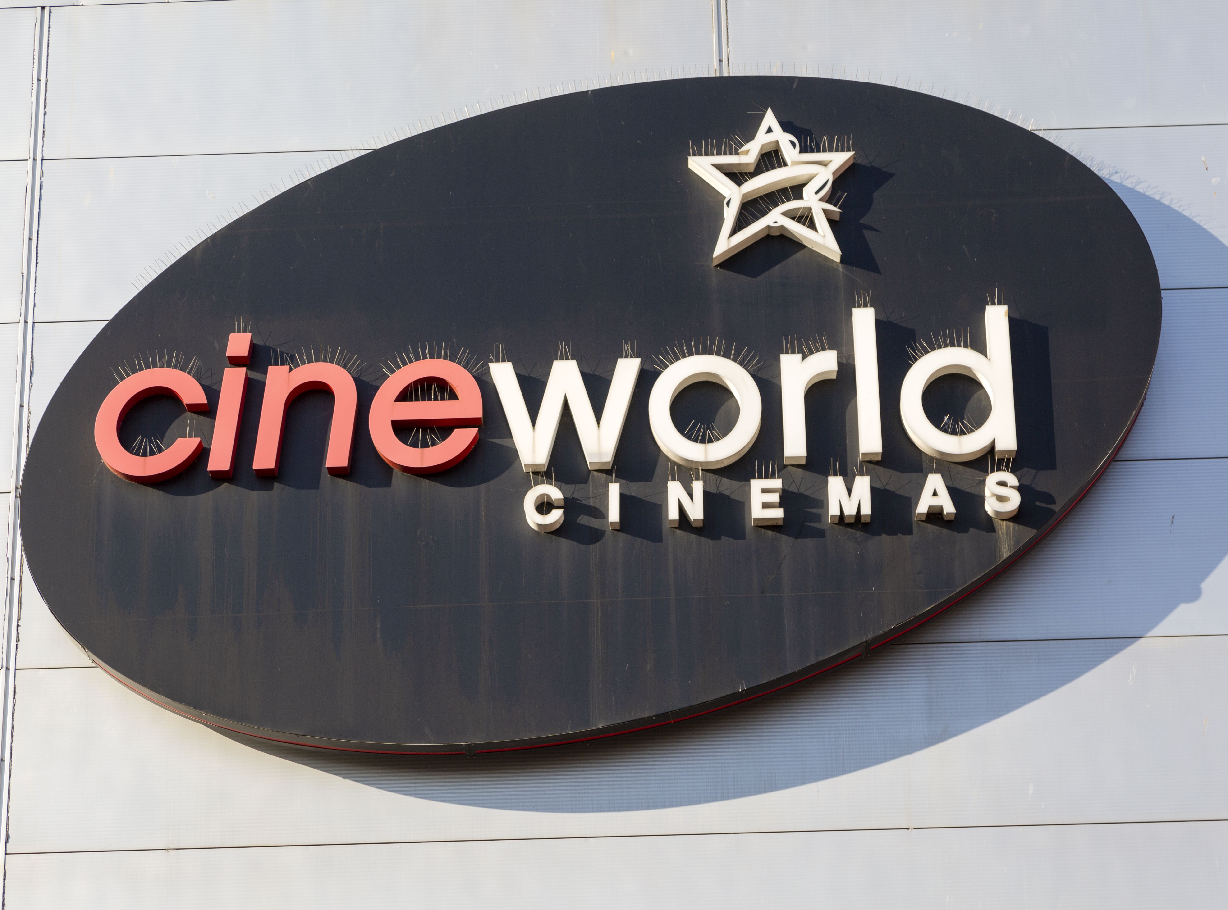 Cineworld upúšťa od plánu predaja a navrhuje novú dohodu o dlhu
