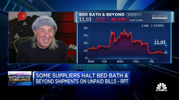 It doesn't take much to move BBBY stock, since it's only a $1B company, says Tastytrade's Sosnoff