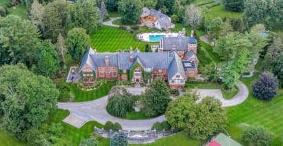 Inside a $14.9 million palatial estate priced to break a local record in CT