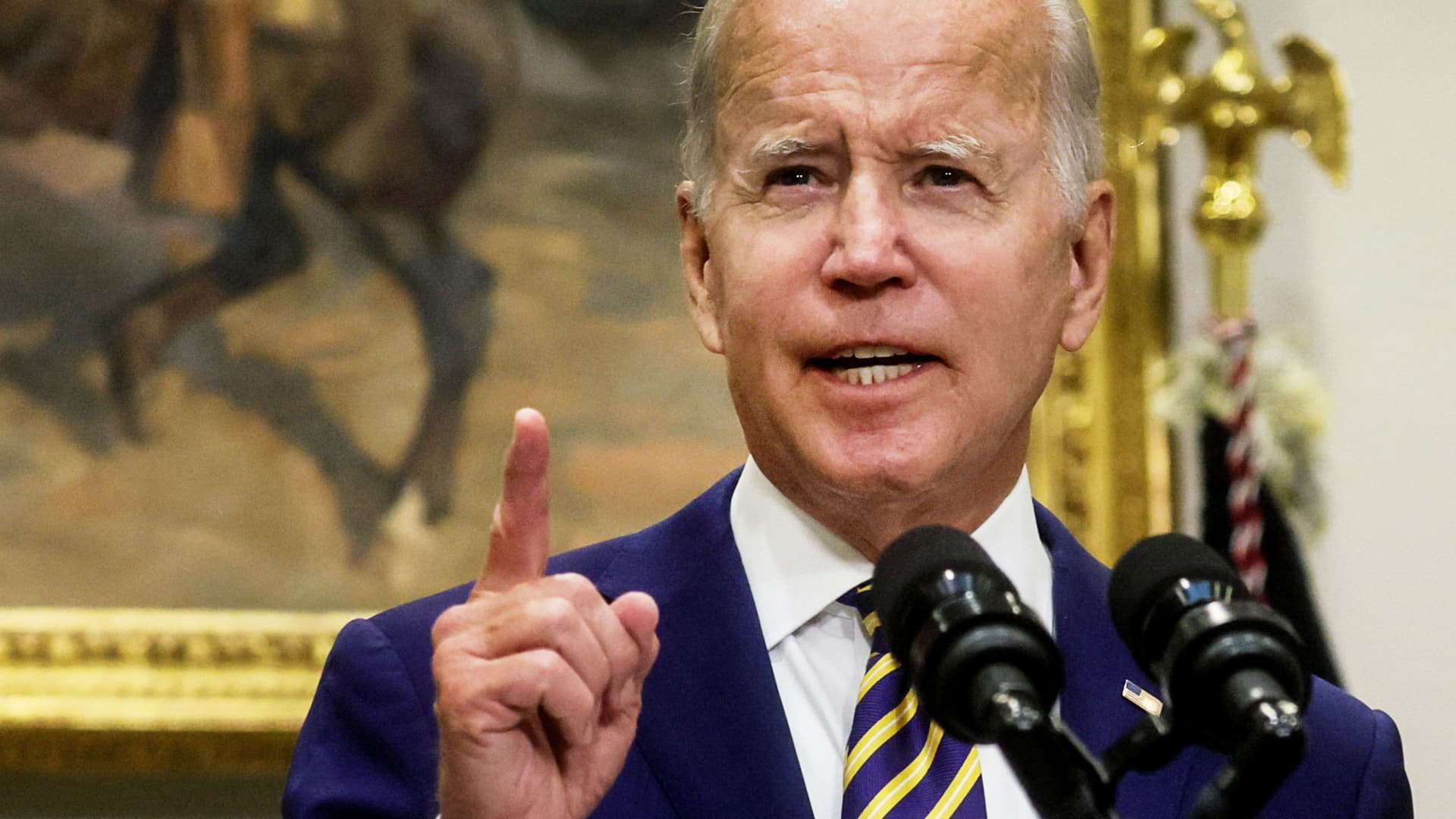 813,000 borrowers to get email from President Joe Biden on student loan forgiveness, White House says