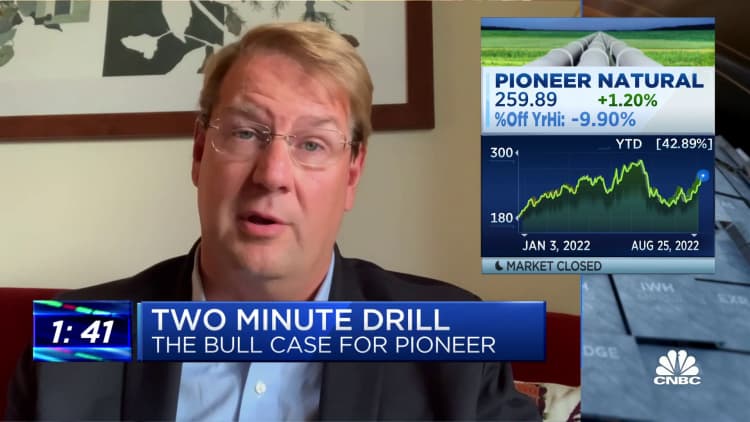 Two-Minute Drill: Pioneer Natural, Micron & Lam Research