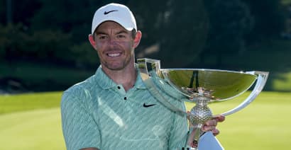 McIlroy storms from 6 back to win FedEx Cup and $18 million