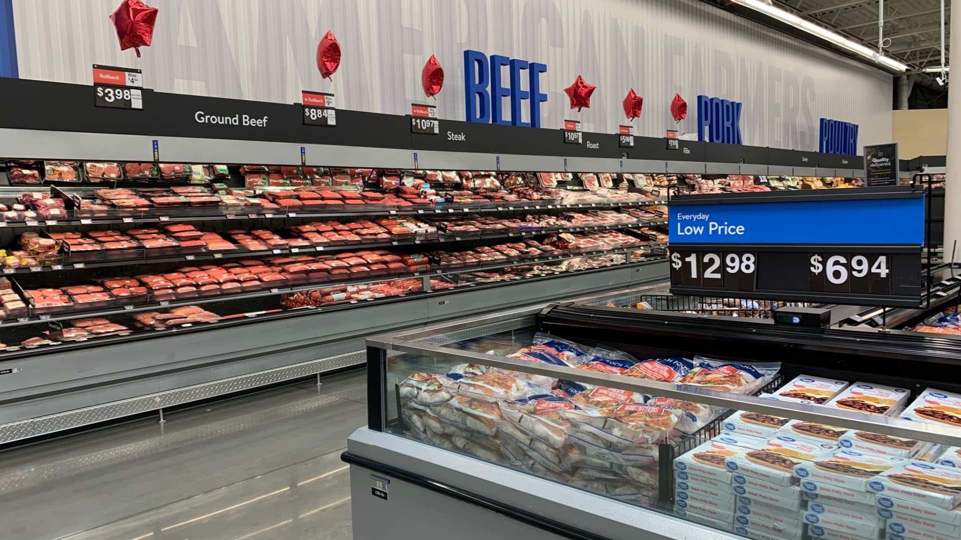 Walmart invests in ranchers' company as more shoppers opt for premium beef - CNBC
