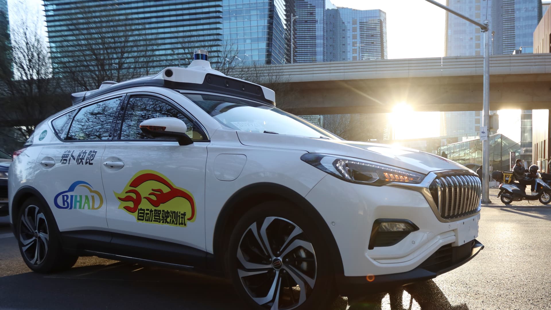 UBS says self-driving cars could become a 0 billion market in China — and names stocks to play it