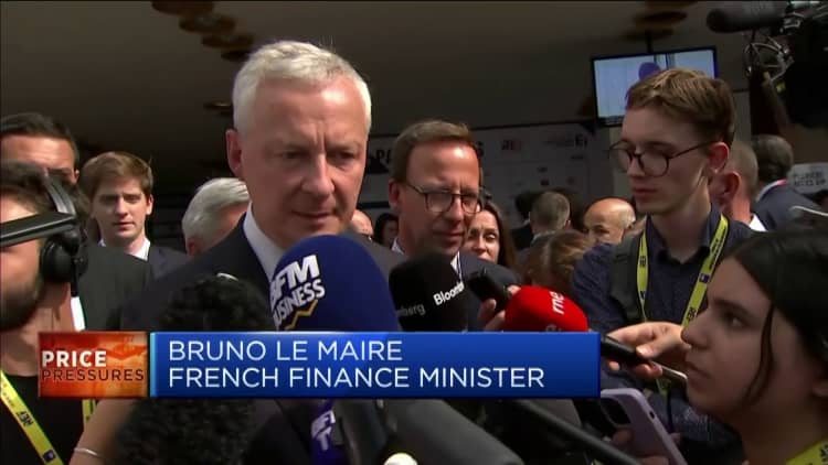 France's Le Maire: EU must decouple price of gas and decarbonized energy 'as soon as possible'