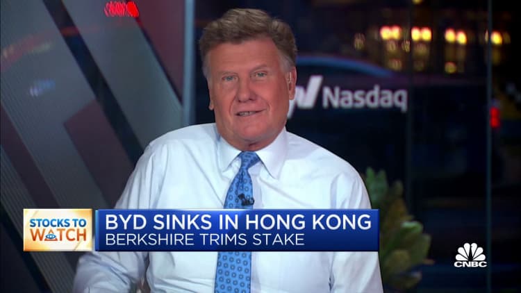 BYD shares sink in Hong Kong after Warren Buffett's Berkshire trims stake
