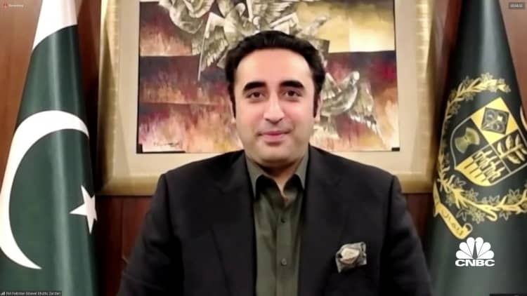 Assista à entrevista completa da CNBC com o Ministro das Relações Exteriores do Paquistão, Bilawal Bhutto Zardari