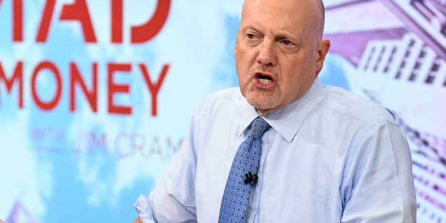 Cramer’s week ahead: ‘I am urging you not to be a hero’ while the Fed battles inflation