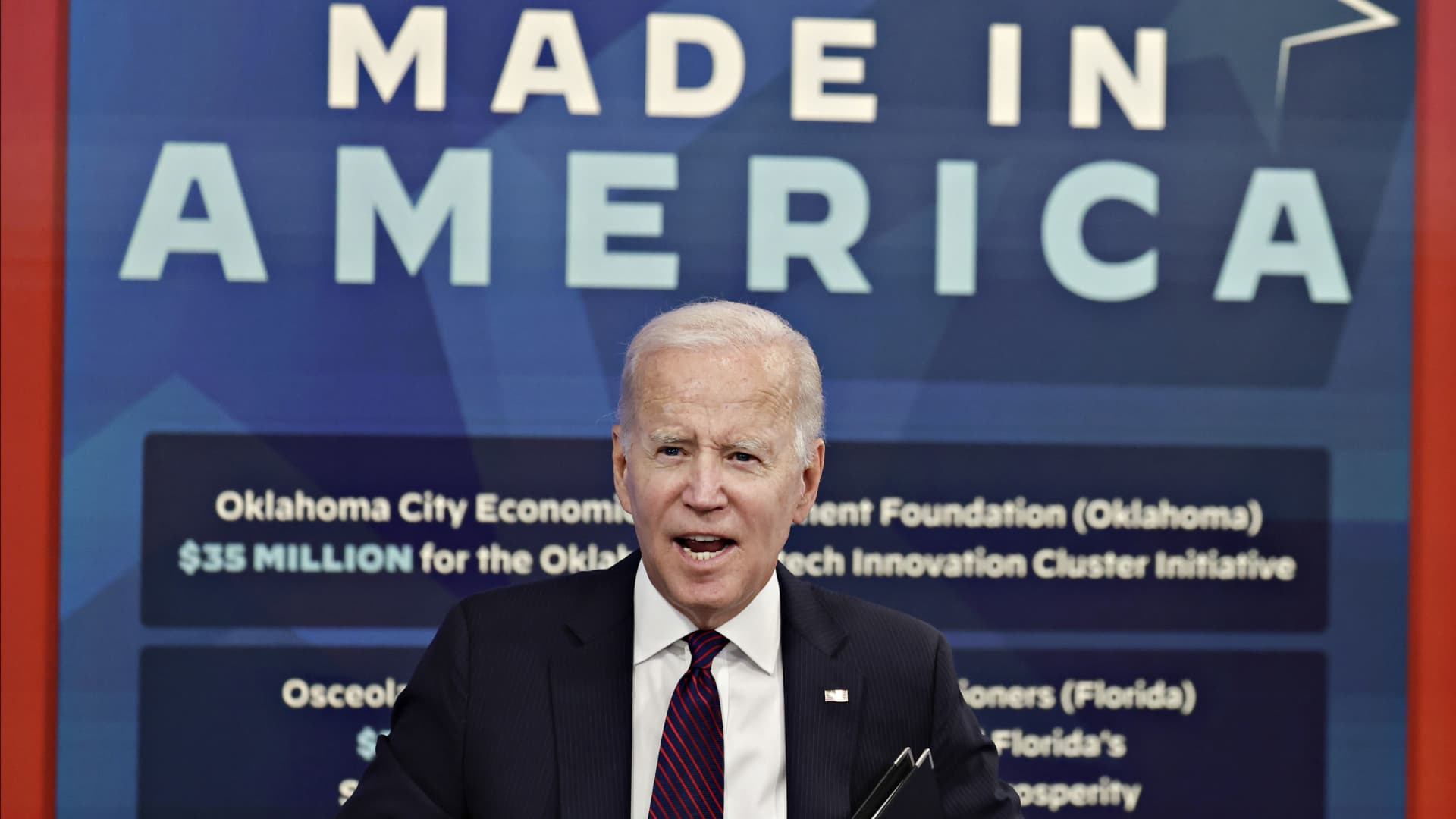 Biden assails ‘Trumpies’ in visits to key swing states as midterm crunch time begins