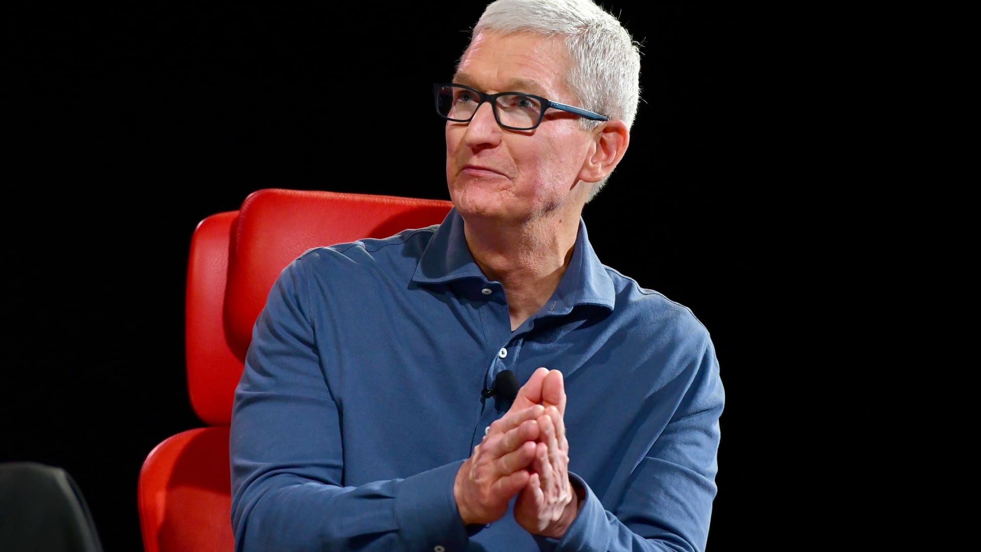 ‘Buy your mom an iPhone’: Texting experience with Android phones is a low priority for Apple, Tim Cook says